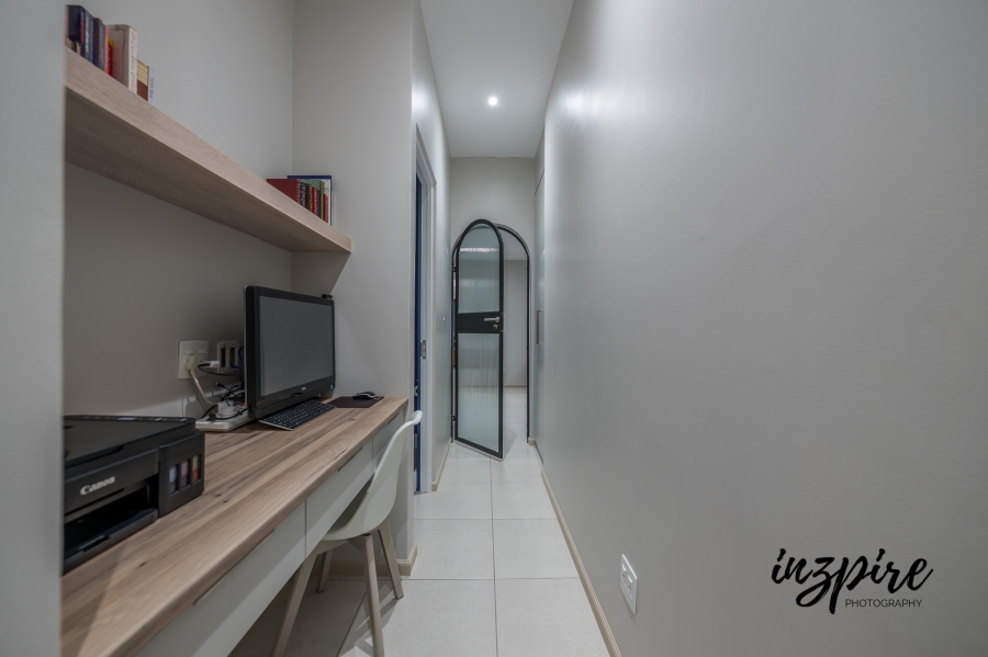 3 Bedroom Property for Sale in Village On Sea Western Cape